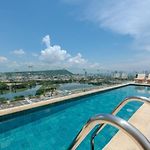 Brand-New Loft - Rooftop Pool - Old City